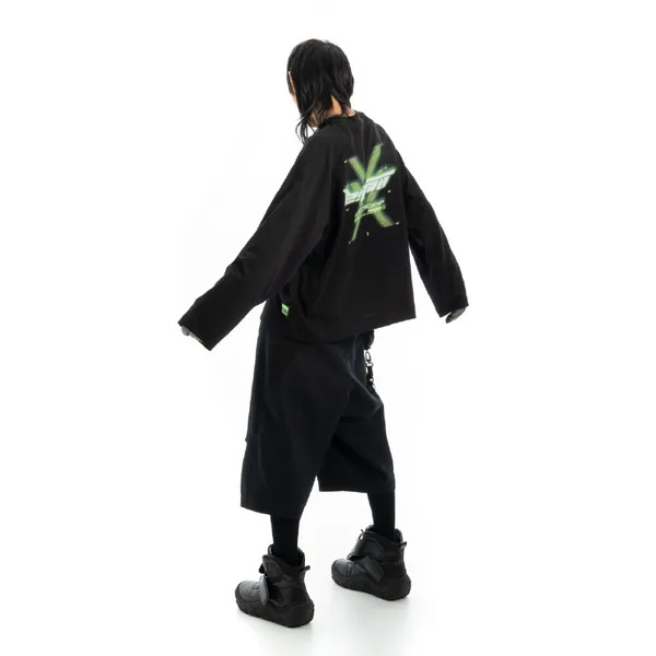 XX LS shirt with embedded chip